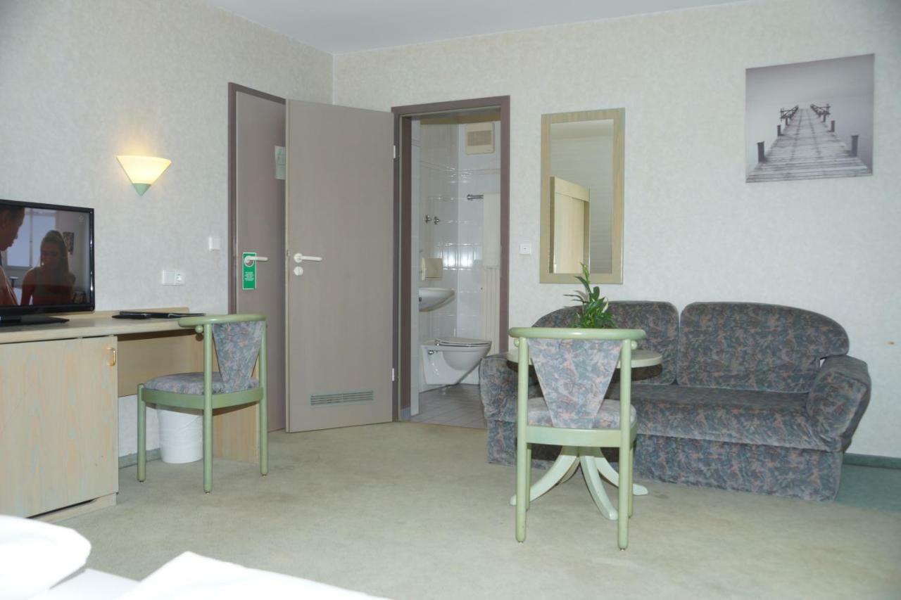 Hotel Krauthof Ludwigsburg Exteriör bild