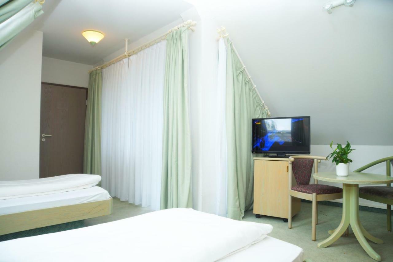 Hotel Krauthof Ludwigsburg Exteriör bild